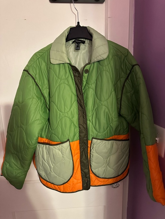 Forever 21 Jackets & Blazers - Forever 21 Light Green Quilted Jacket with Orange Trim